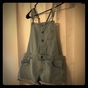 Forever 21 short overalls
